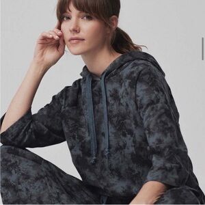 Pact Dark Cloud Tie Dye Cropped Sleeve Hoodie Organic Cotton Size XL